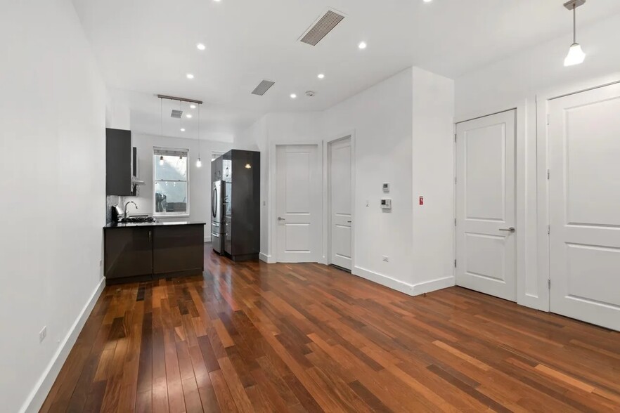 2350 Adam Clayton Powell Jr Blvd, New York, NY for sale - Interior Photo - Image 2 of 16