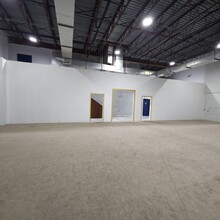 2480 W 82nd St, Hialeah, FL for lease Interior Photo- Image 2 of 26