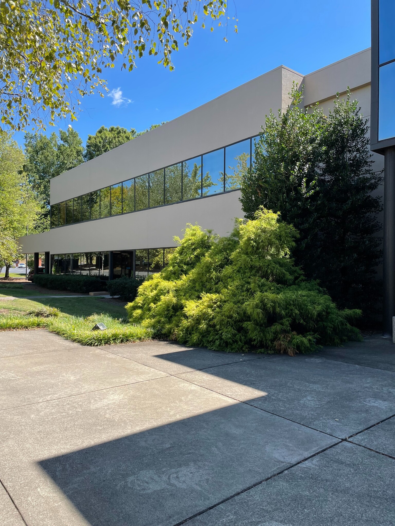 7990 North Point Blvd, Winston-Salem, NC for lease Building Photo- Image 1 of 5