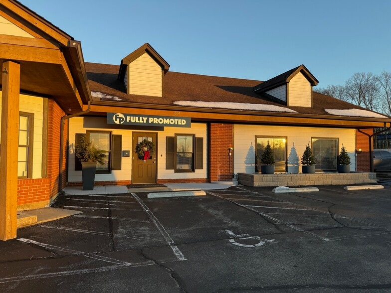 264 N Main St, Centerville, OH for lease - Building Photo - Image 1 of 9