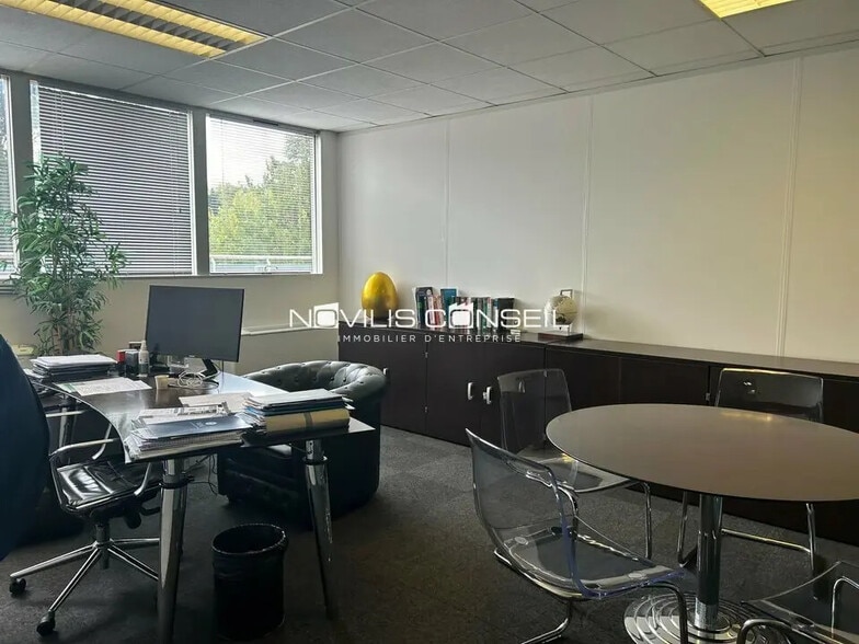 Office in Toulouse for lease - Interior Photo - Image 3 of 5