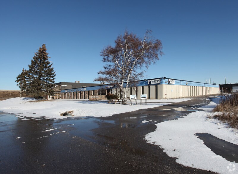 222 Snidercroft Rd, Concord, ON for lease - Primary Photo - Image 1 of 9