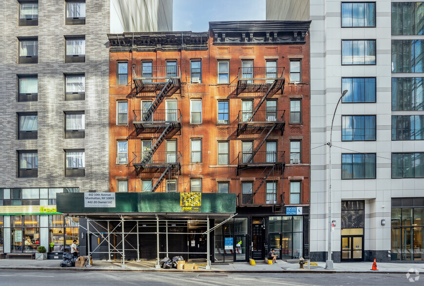 440 10th Ave, New York, NY for lease - Building Photo - Image 2 of 6