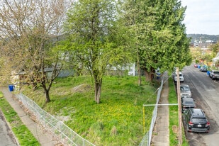 8028 N Lombard Way, Portland OR - Owner Financed Property