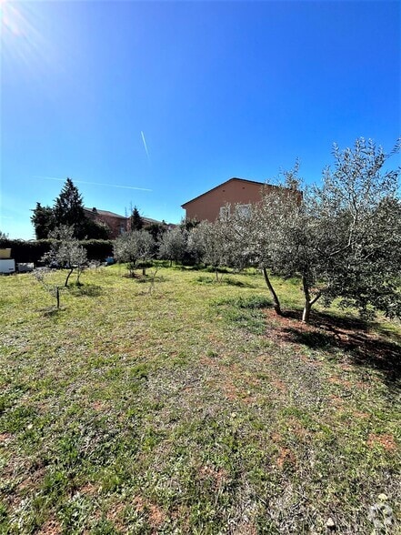 Land in Villanueva de la Torre, Guadalajara for sale - Primary Photo - Image 1 of 1