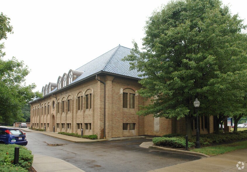 1020 Dennison Ave, Columbus, OH 43201 Dennison Avenue Medical Center