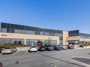 200 Matheson Blvd W, Mississauga, ON for lease Building Photo- Image 1 of 8