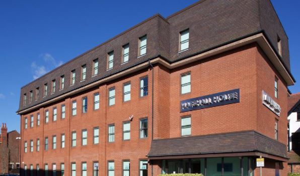 2 Park Ave, Sale for sale Primary Photo- Image 1 of 1