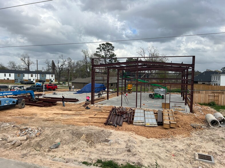 8214 Homestead Rd, Houston, TX for lease - Building Photo - Image 3 of 11