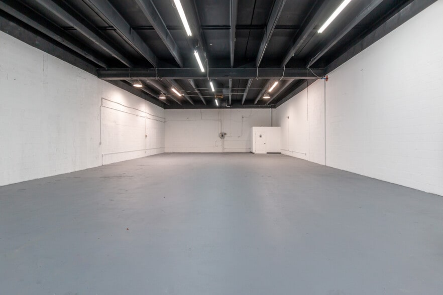 3501-3531 NW 19th St, Fort Lauderdale, FL for lease - Building Photo - Image 2 of 56