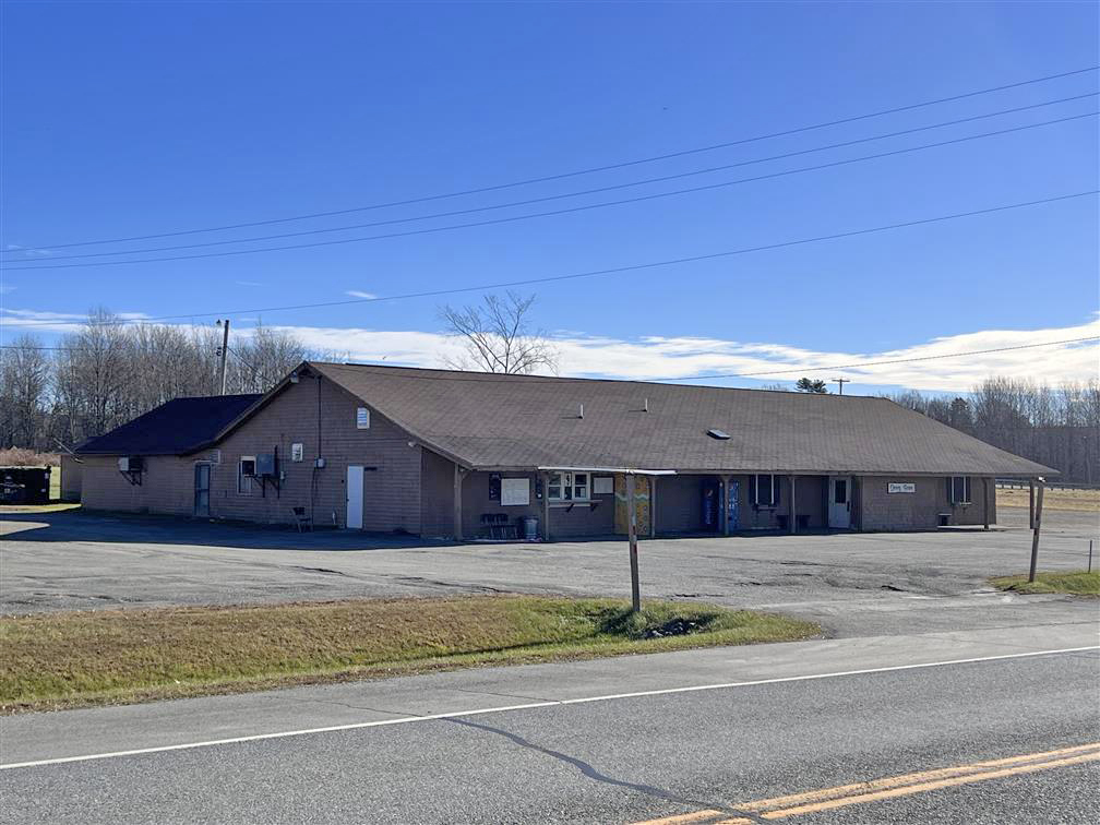 98 Main st, Corinth, ME for sale Primary Photo- Image 1 of 28