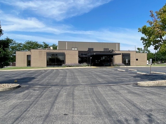 790 Creekview Dr, Columbus, IN for lease - Primary Photo - Image 1 of 16