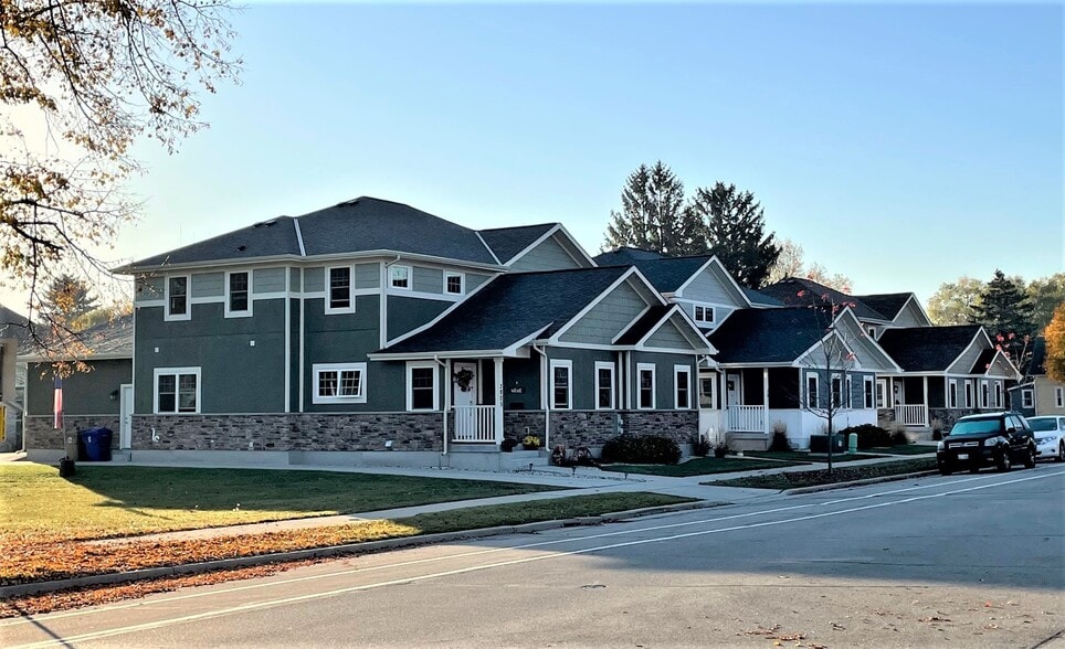 3805 7th Ave, Kenosha, WI for sale - Primary Photo - Image 1 of 5