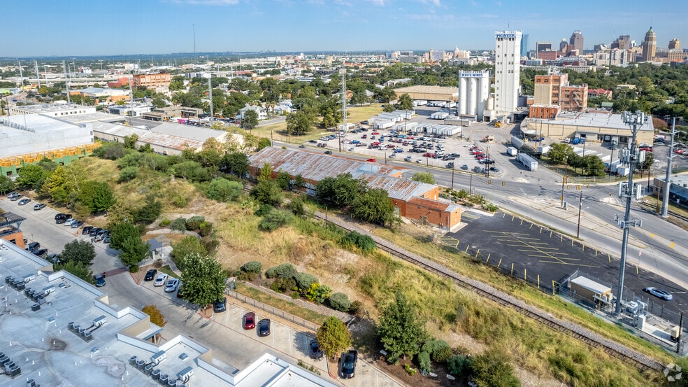 1518 S Alamo St, San Antonio, TX for lease - Aerial - Image 3 of 15