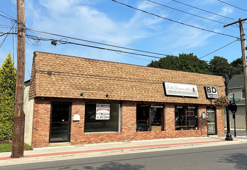 438 Lake Ave, Saint James, NY for lease - Building Photo - Image 1 of 5