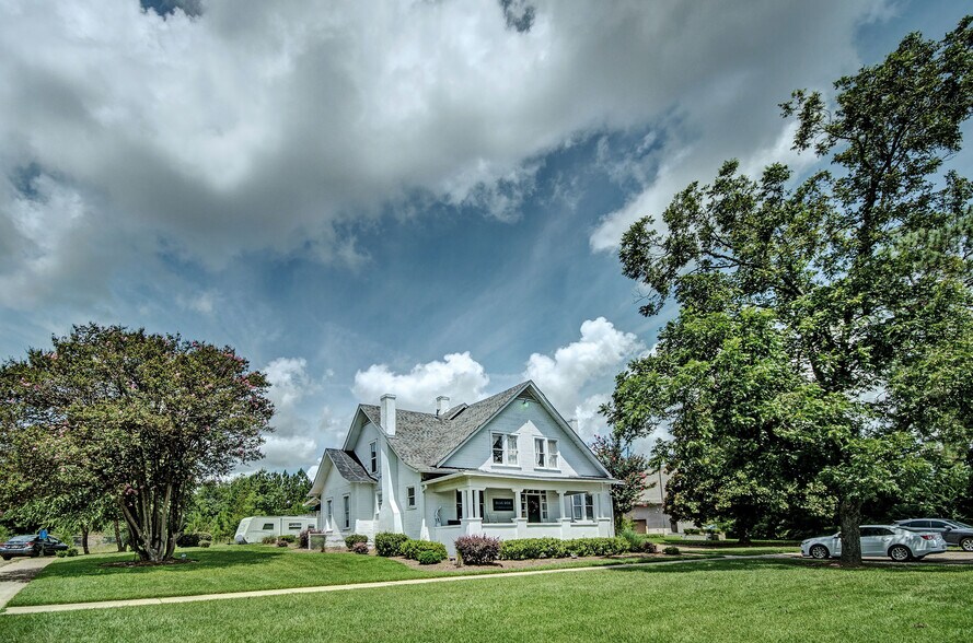 1025 Commercial Park Dr, Pearl, MS for sale - Primary Photo - Image 1 of 1