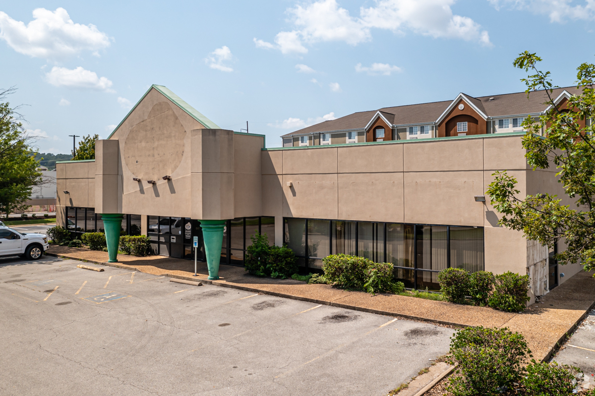 2222 W Martin Luther King Blvd, Fayetteville, AR for sale Building Photo- Image 1 of 1