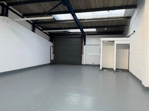 92-98 Hoyland Rd, Sheffield for lease Interior Photo- Image 2 of 2