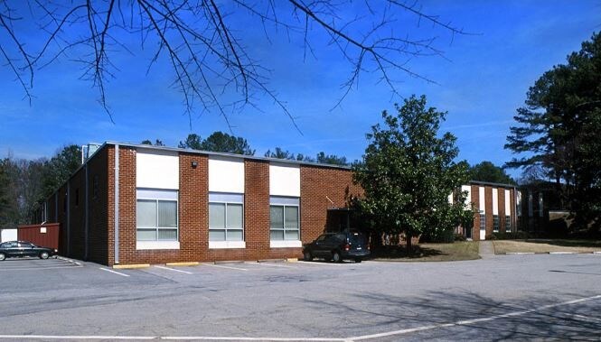 4445 Wendell Dr SW, Atlanta, GA for sale Primary Photo- Image 1 of 1