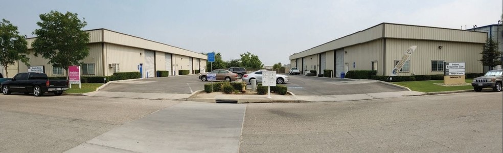9412-9416 Shellabarger Rd, Bakersfield, CA for lease - Primary Photo - Image 2 of 5