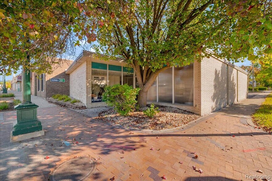3151 S Wayne Rd, Wayne, MI for sale - Building Photo - Image 1 of 1