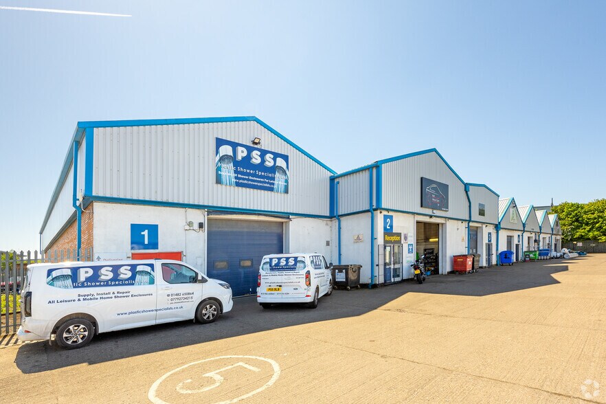 Liverpool St, Hull for lease - Building Photo - Image 1 of 5