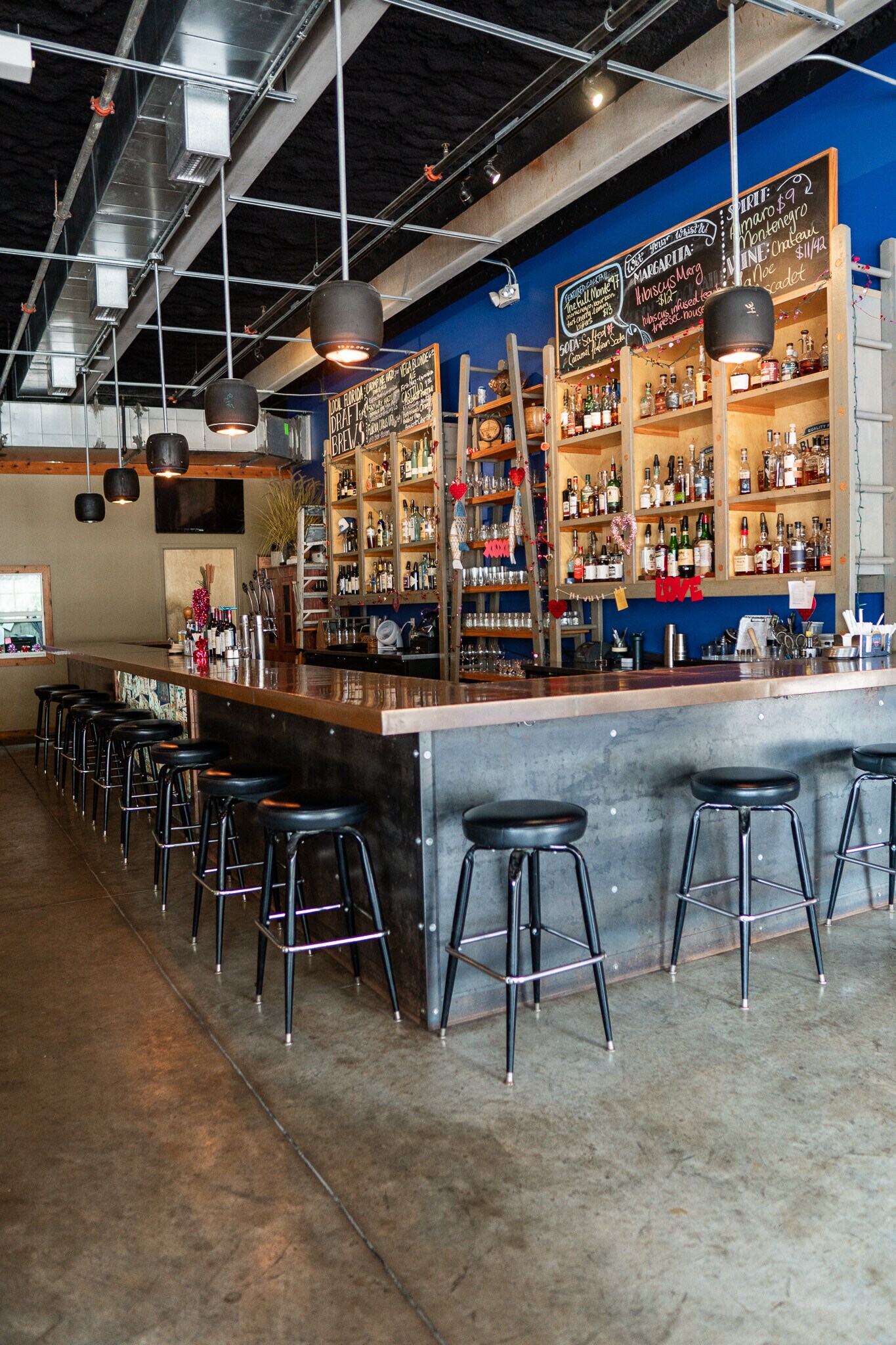 1310 SW 13th St, Gainesville, FL for sale Interior Photo- Image 1 of 1