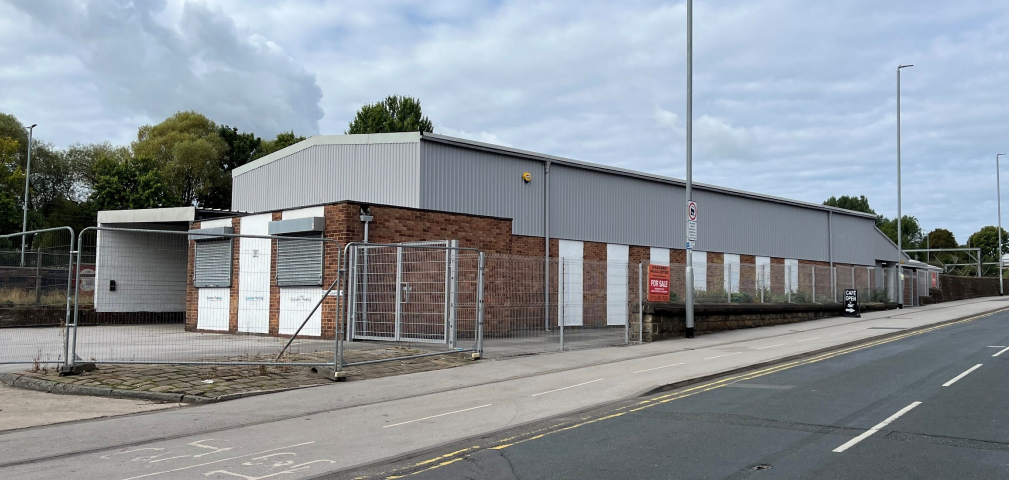 15 Armley Rd, Leeds for lease Primary Photo- Image 1 of 5