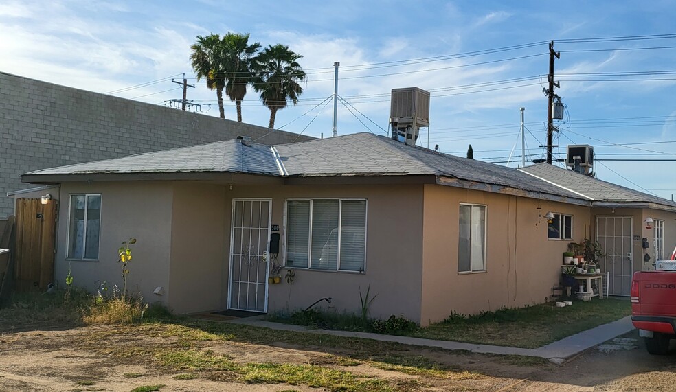 506 Bernard St, Bakersfield, CA for sale - Primary Photo - Image 1 of 1