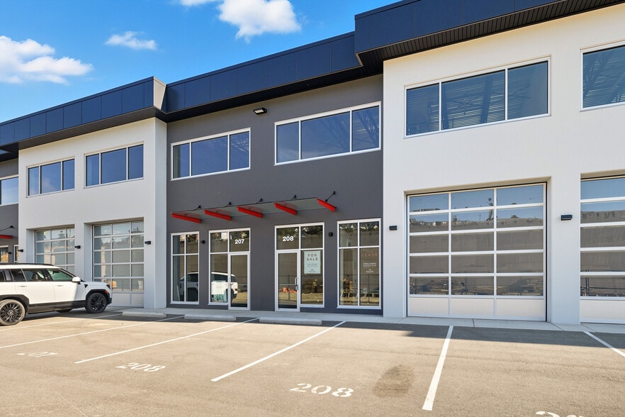 3310 Carrington Rd, West Kelowna, BC for sale - Building Photo - Image 2 of 13