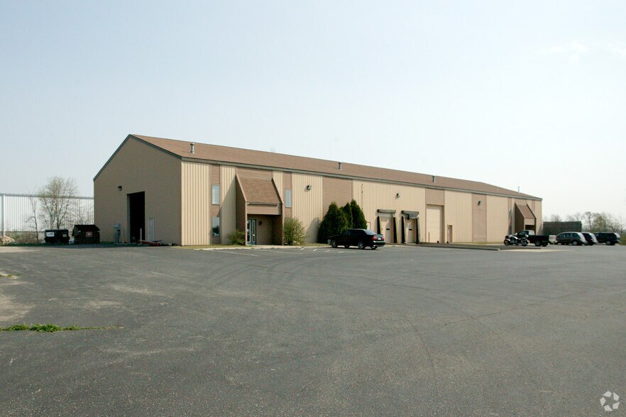 4414 136th Ave, Holland, MI for sale - Primary Photo - Image 1 of 1