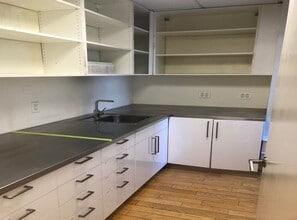 20 E 46th St, New York, NY for lease Interior Photo- Image 2 of 8