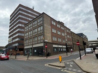 More details for 26-28 Market St, Huddersfield - Retail for Lease