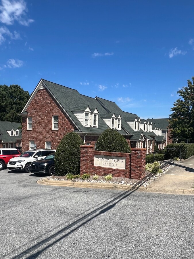 113-119 Salem Towne Ct, Apex, NC 27502 - Unit 117 - - Interior Photo - Image 1 of 12