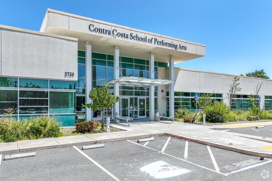 2730 Mitchell Dr, Walnut Creek, CA for lease - Building Photo - Image 2 of 6