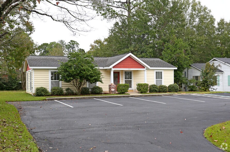 1000 Forest Dr, Dothan, AL 36303