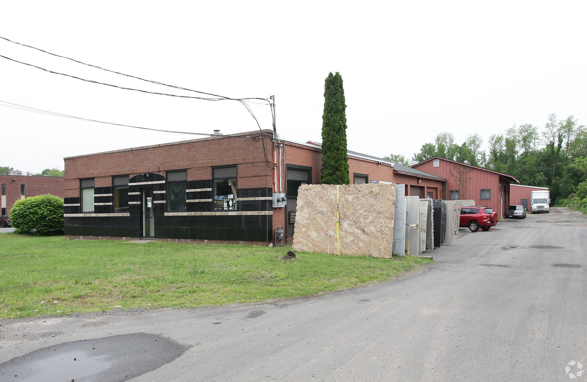 313 Pleasant Valley Rd, South Windsor, CT for sale Primary Photo- Image 1 of 1