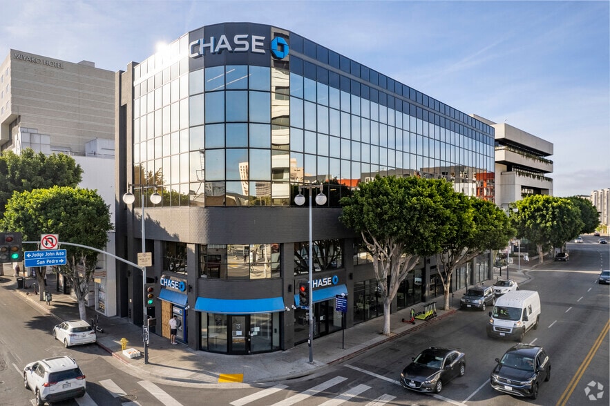 312 E 1st St, Los Angeles, CA for lease - Primary Photo - Image 1 of 12