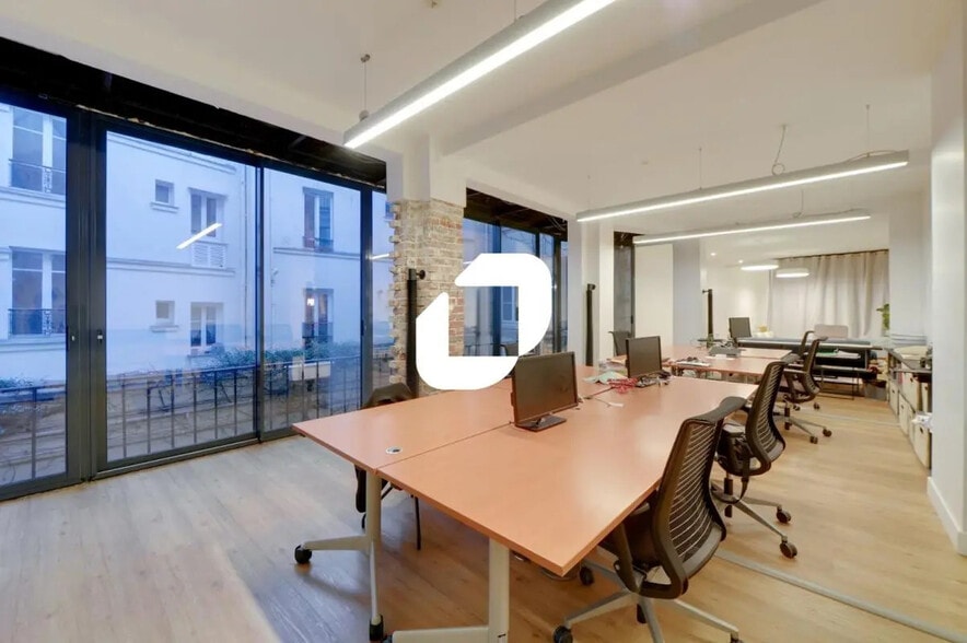Office in Paris for lease - Interior Photo - Image 2 of 10