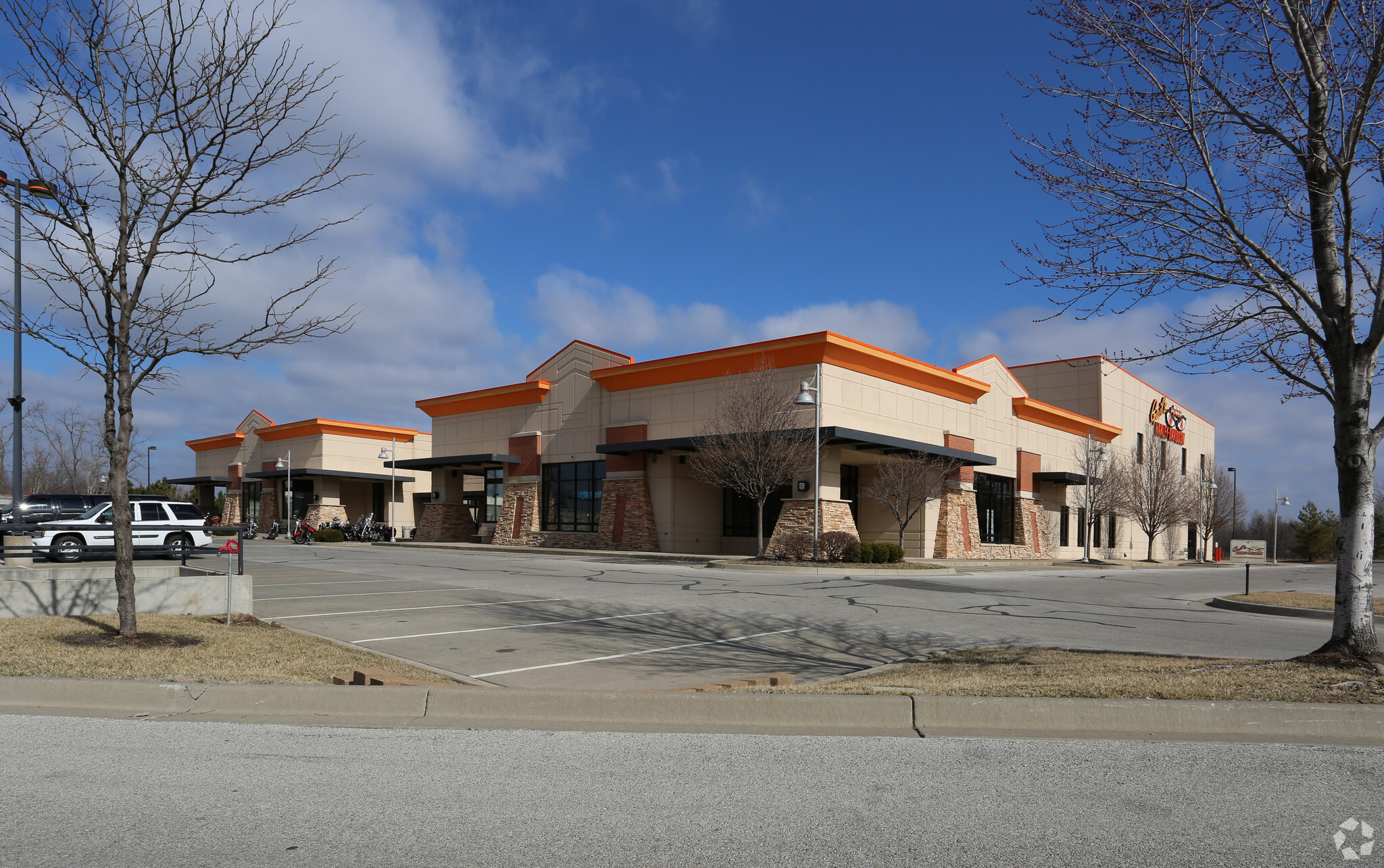 5900 Mo-150 Hwy, Grandview, MO for lease Primary Photo- Image 1 of 24