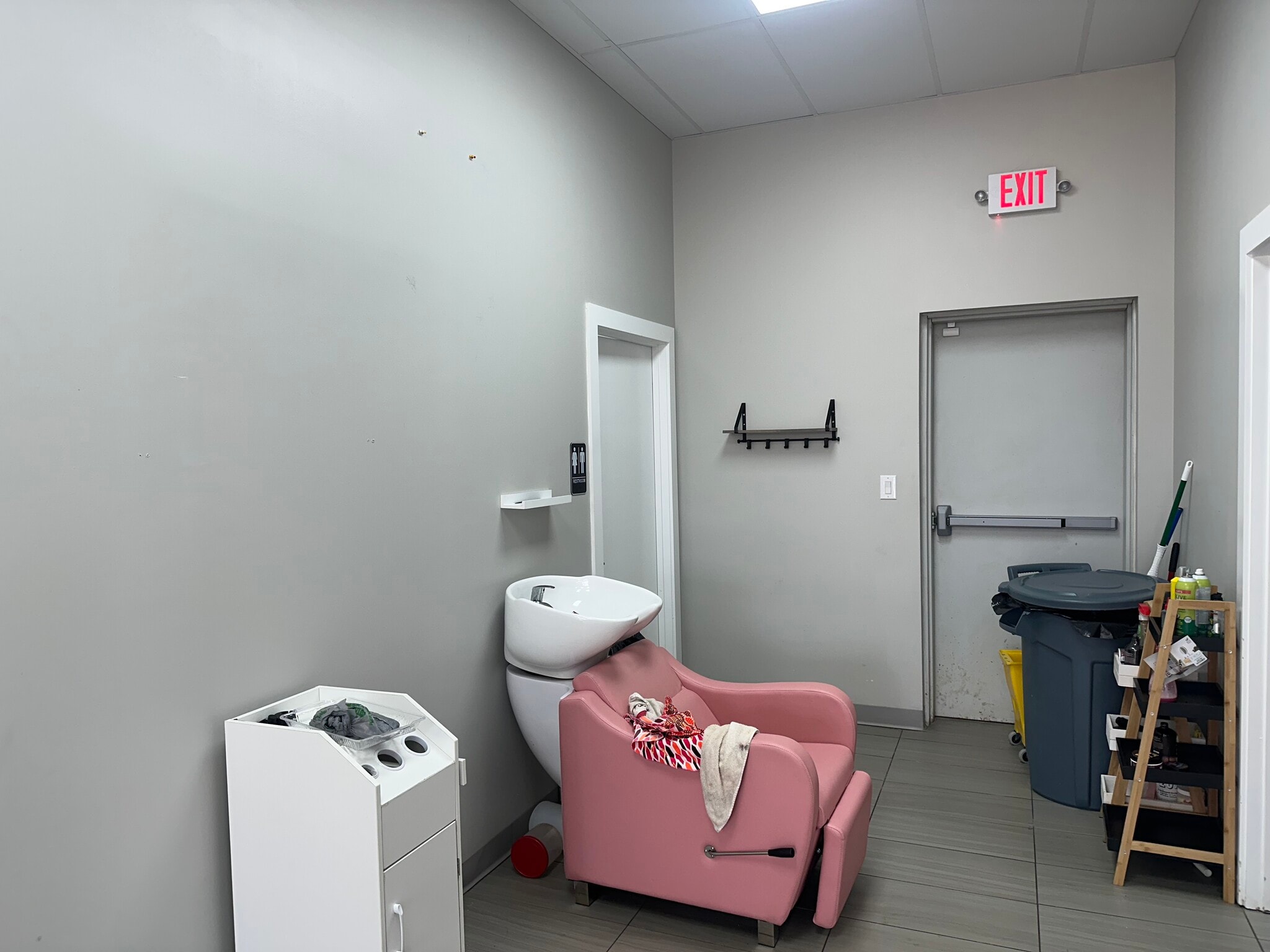 701 Pin Oak Rd, Katy, TX for lease Interior Photo- Image 1 of 9