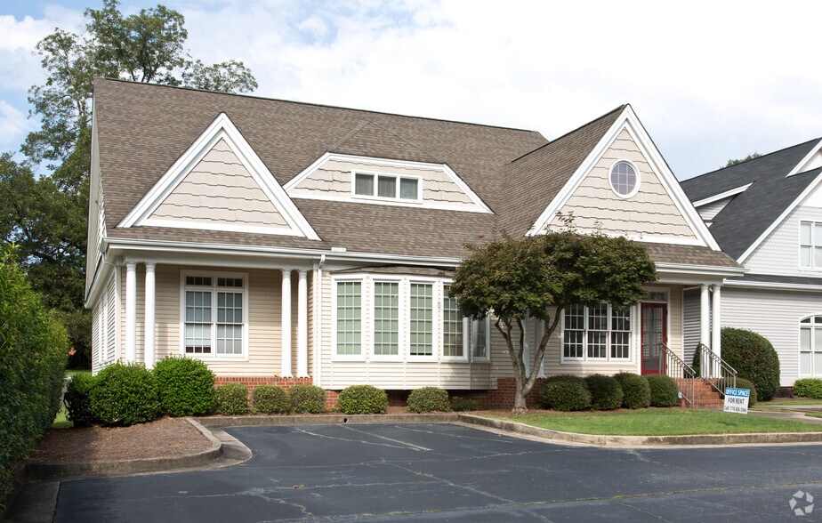 529 Newnan St, Carrollton, GA for sale - Primary Photo - Image 1 of 1