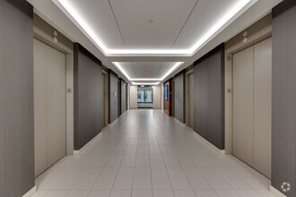 111 E Wacker Dr, Chicago, IL for lease Interior Photo- Image 1 of 3