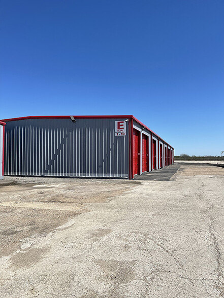 226 Texas City Wye, La Marque, TX for lease - Building Photo - Image 2 of 28