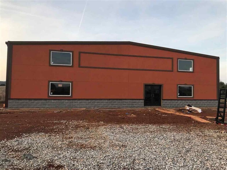 5674 Russellville Rd, Bowling Green, KY 42101