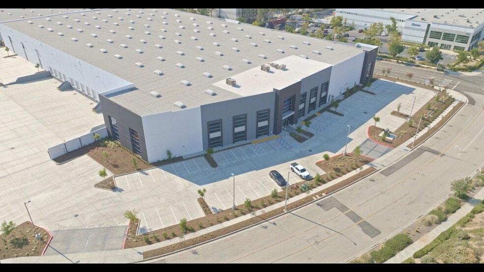 29124 Ave Penn, Valencia, CA for lease - Building Photo - Image 2 of 8