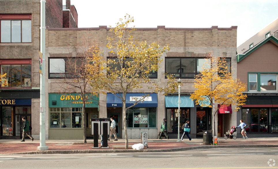 720-730 Massachusetts Ave, Cambridge, MA for lease - Building Photo - Image 3 of 5