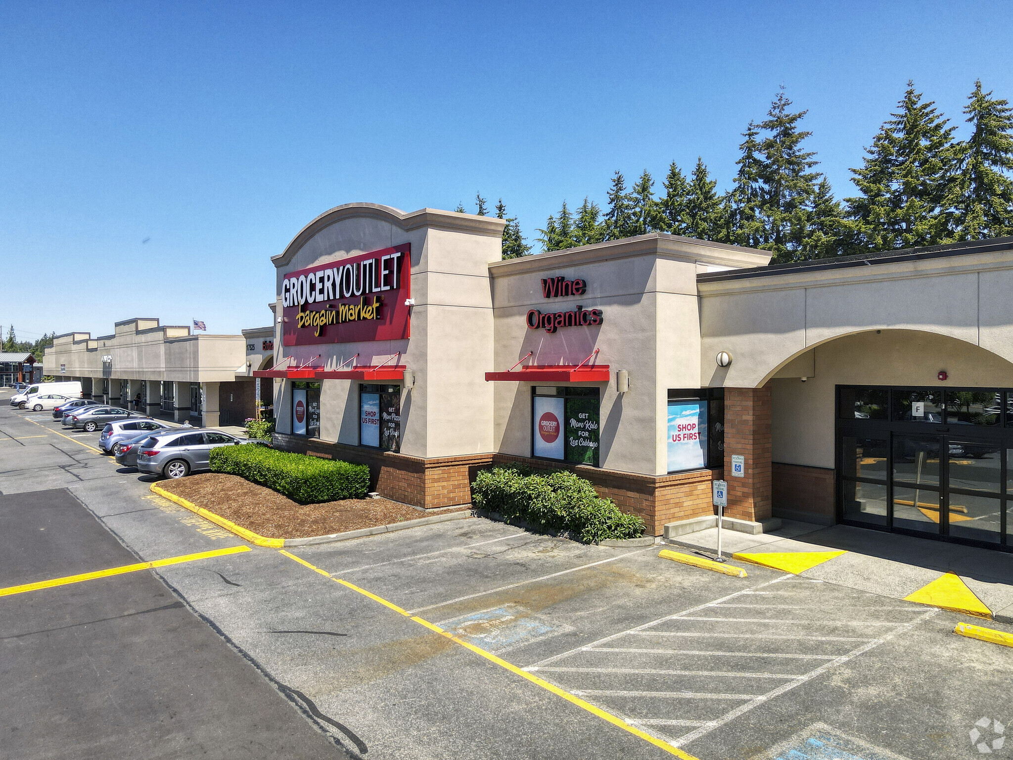 17525 Highway 99, Lynnwood, WA for lease Primary Photo- Image 1 of 5