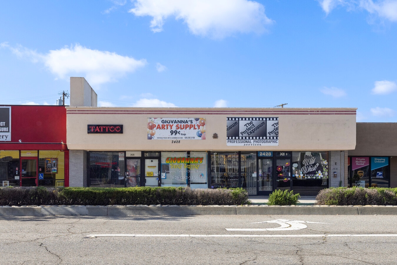 La Alhambra de cerca [洋書] Amazon | La Alhambra de cerca | Cid Acedo, Aurelio, Núñez