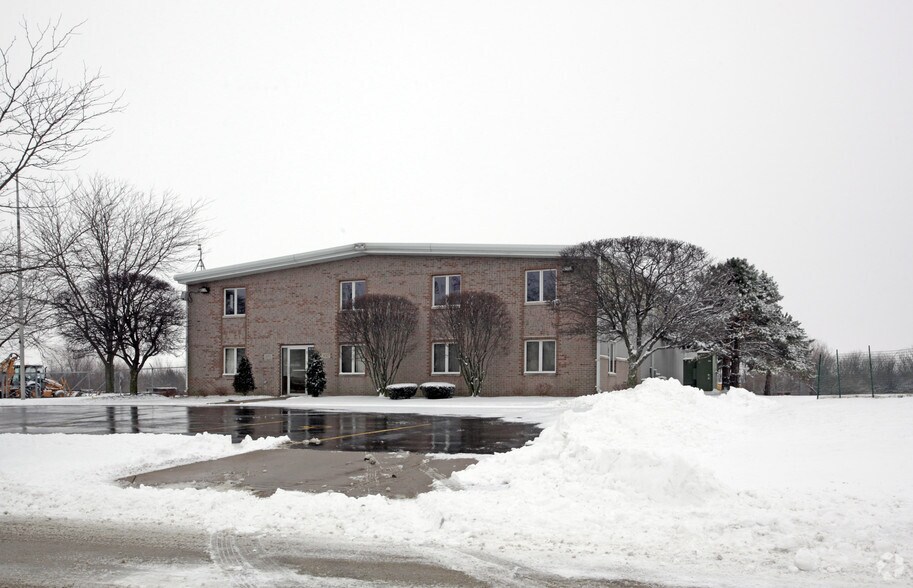 900 Country Creek Dr, New Lenox, IL for sale - Primary Photo - Image 1 of 1